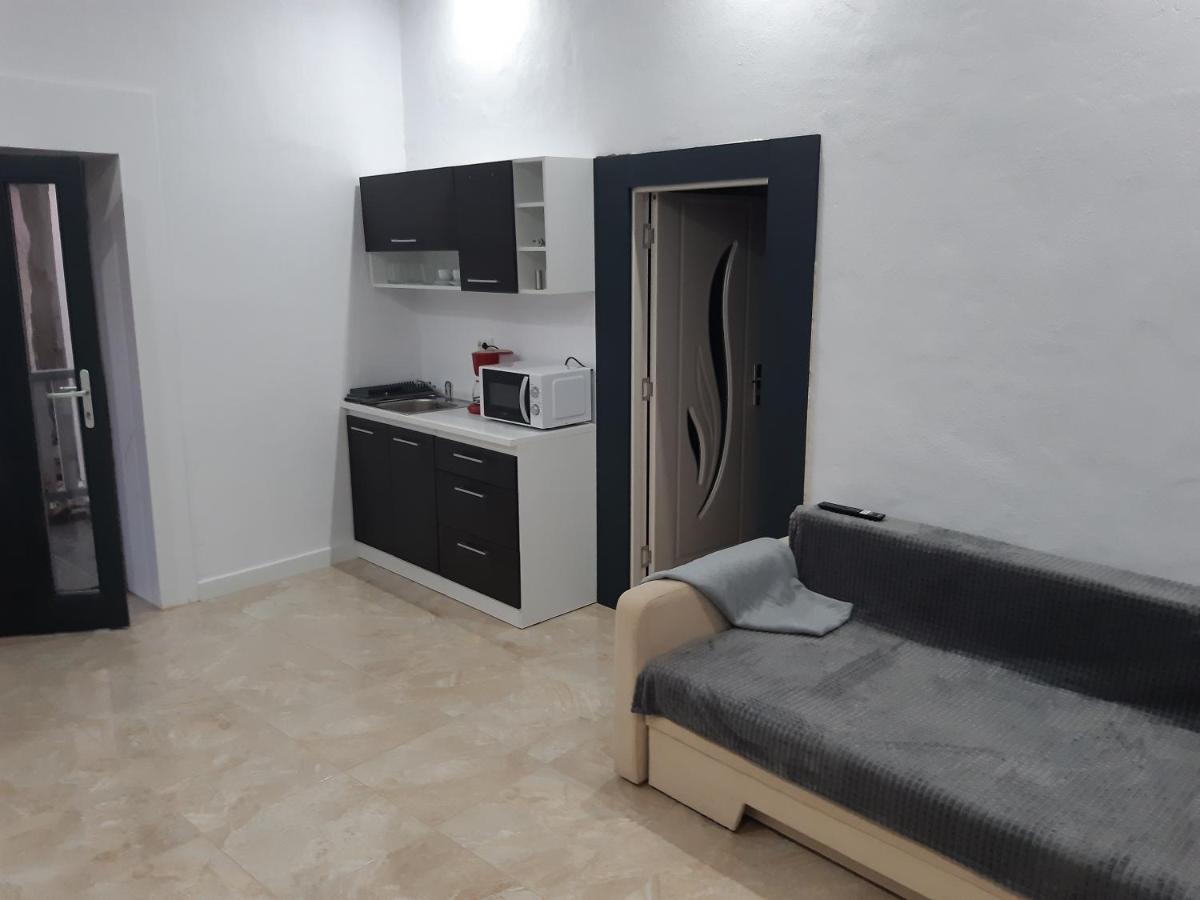 شقة براشوف  في Casa J. Gusbeth المظهر الخارجي الصورة